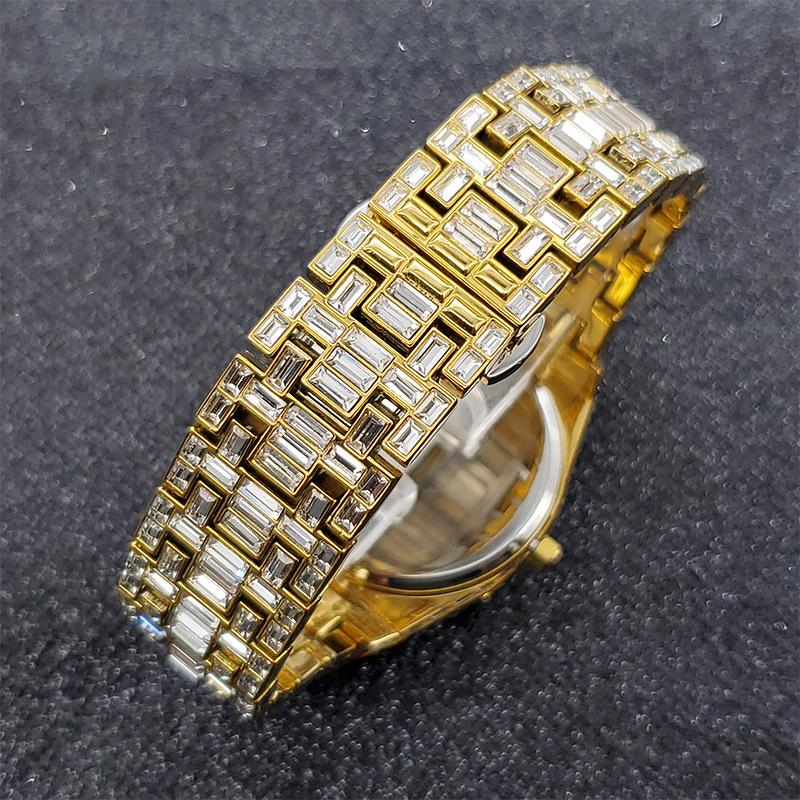 Hip Hop Jewelry Trending Massive Full Iced Out Bling Gold Tone Case Crystal Dial Waterproof Quartz Wristwatch
