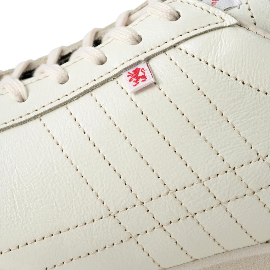 Sneakers in PAMIR 27563 Ecru cm [Patrick] [P (Made Japan) (Standard) 24.5