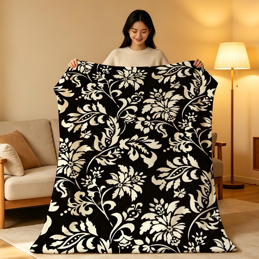 Art B-Black a-and W-White Floral Throw High-Density Short Plush Blanket Soft Skin-Friendly for Sofa Nap Air-Conditioned Room