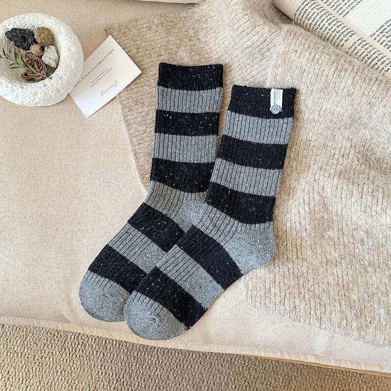 Autumn and Winter New Wool Socks Women Korean Striped Cute Medium Tube Socks Japanese Fashion School Girls Elastic Long Socks