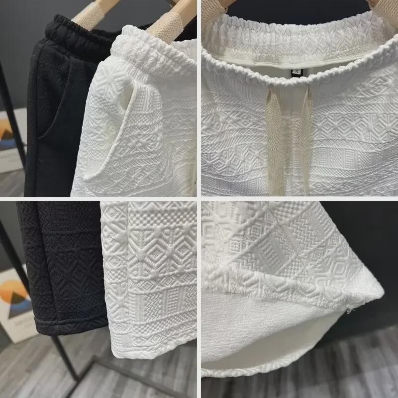 Men's Trendy White Pattern Casual Beach and Sports Shorts