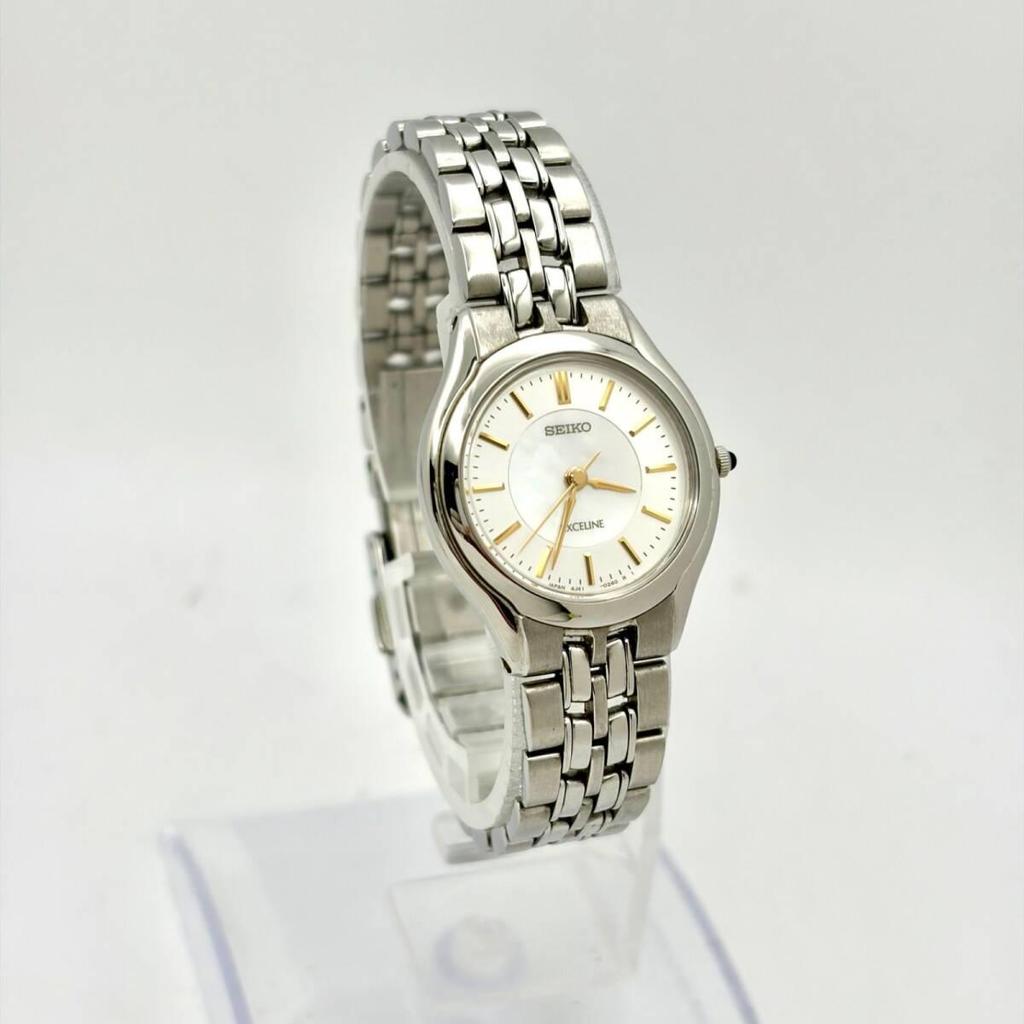 Used [New Battery] SEIKO EXCELINE Ladies Watch Silver Shell 4J41-0030 730091