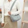 Leichte Nylon-Umhängetasche für Damen, lässige Schulterhandtasche mit verstellbarem Riemen