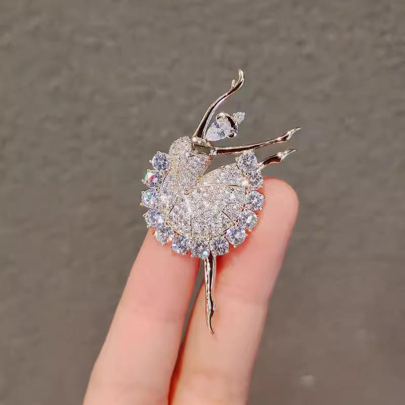 Elegant Ballet Dancer Brooch - Exquisite Fashion Corsage Pin for Dress or Suit