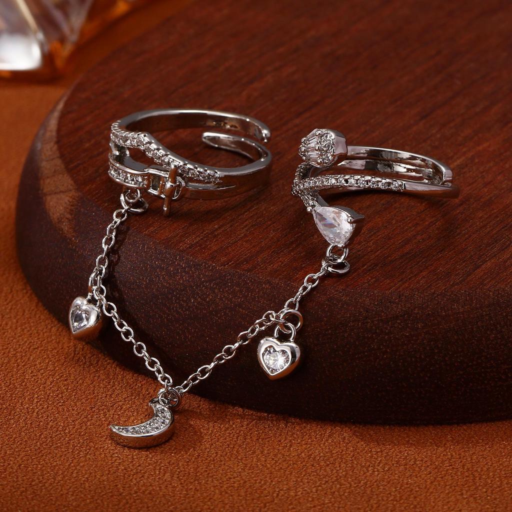Trendy Fingerless Chain Ring: Creative Copper-Plated Gold Jewelry for Women