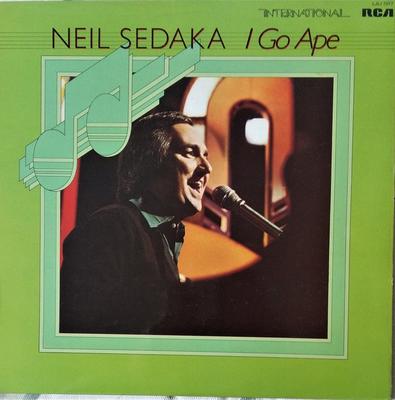 LP Record NEIL SEDAKA - I Go Ape LJLI7517 RCA Internation UK Rock Used