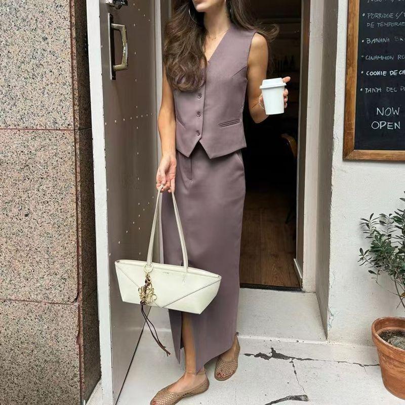 Fashion New Arrival Fashion Elegant V Neck Sleeveless Vest Skirt Suit Tank Top and Skirt Set