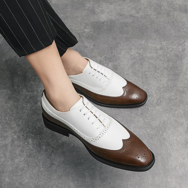 New Autumn Fashion Men Office Shoes Patent Leather Men Dress Shoes Black and white block shoes Men's leather shoes Wedding Party