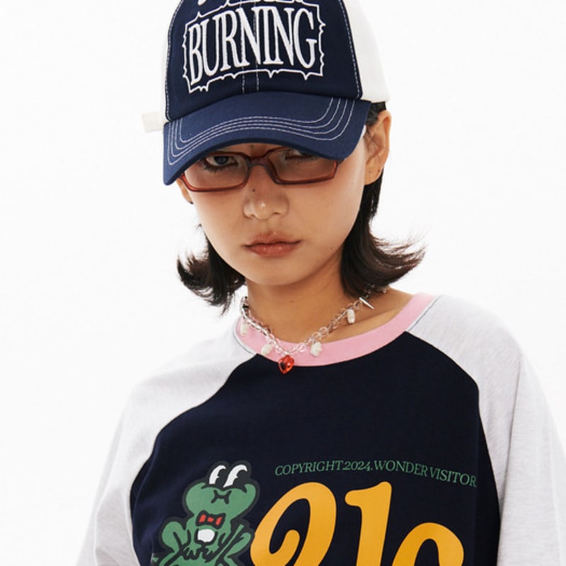 

WONDER VISITOR BURNING ball-cap [White] White_Free