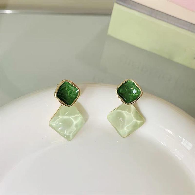 Honeydew Melon Jelly Green Rhombus Earrings – Niche Design, High-End Forest Style Studs for Women