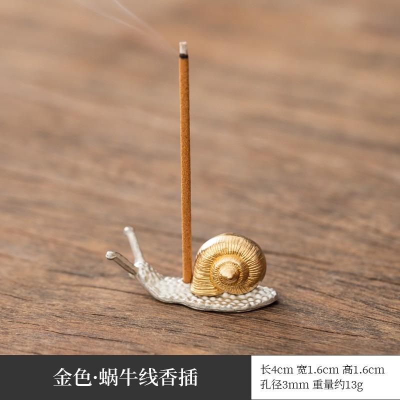 

Snail Shape Incense Holder for Indoor Use Tea Ceremony Decoration Ceramic Incense Burner with Unique Design Suitable for Home and Office One Size золотий