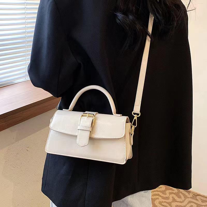 Retro handbag women's bag simple and versatile shoulder bag underarm bag casual hot sale