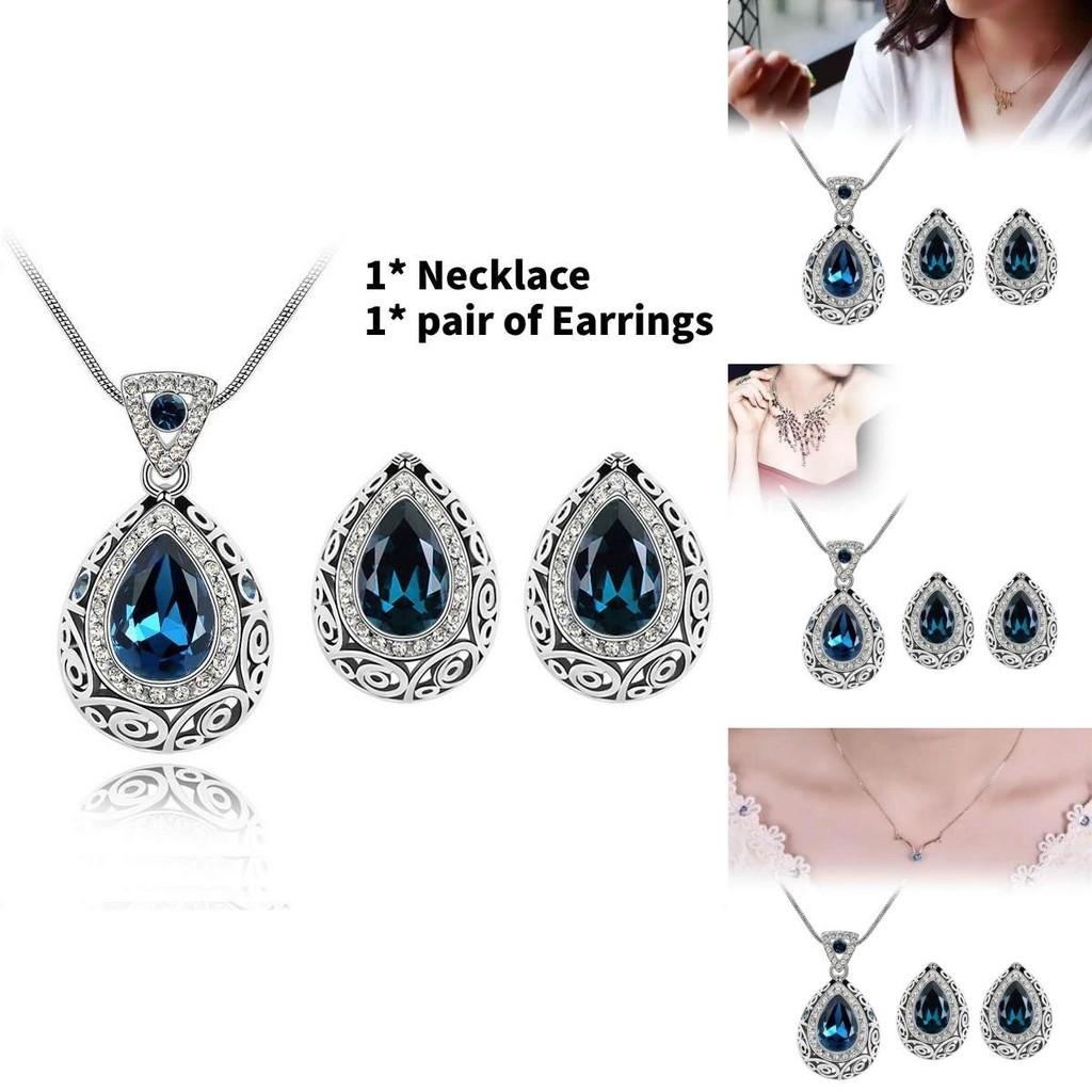 Crystal Earring Necklace Set With Alloy Material For Fashion Jewelry Enthusiasts