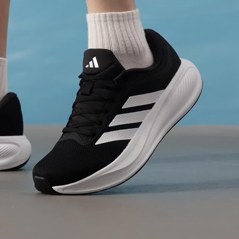 

Adidas KJ1736 Unisex Seasonal Running Shoes 42