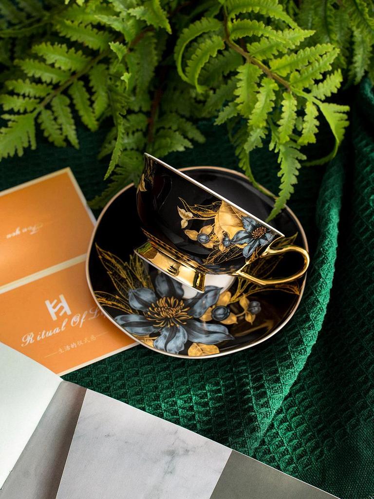Luxury Retro Bone China Coffee Cup & Saucer Set - Elegant Gift Box, Perfect for Afternoon Tea or Souvenirs