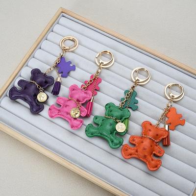 Pendentifs de Sac Unisex Mignon Dessin Animé Ours en Peluche Cuir Créatif Coréen Polyvalent Accessoires de Sac Porte-clés de Haute Qualité