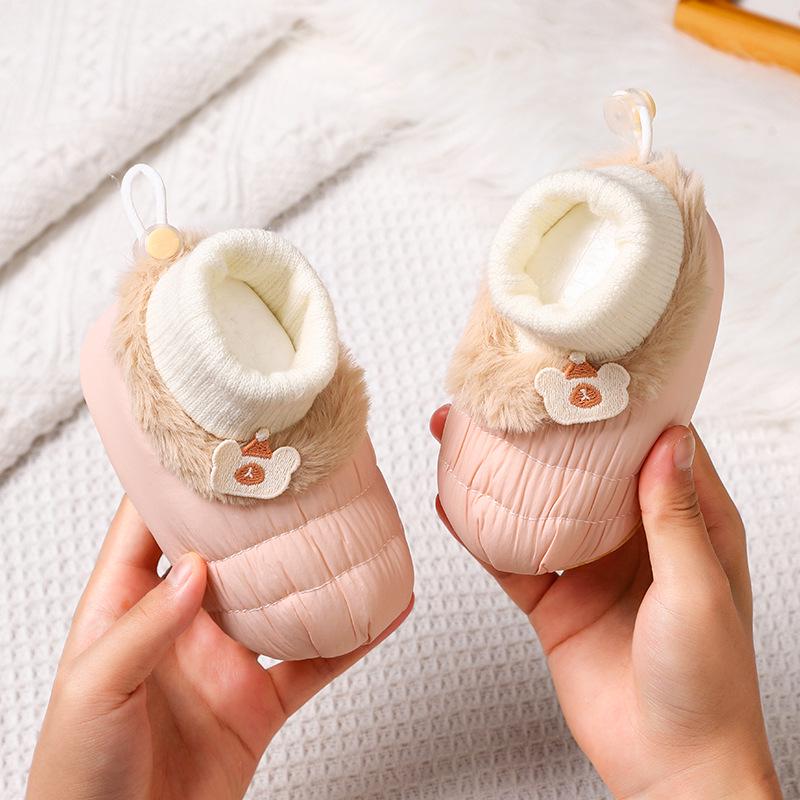 Cartoon Baby Shoes: Soft Sole, Fleece-Lined, Warm Cotton, Non-Slip, Anti-Drop, and Cold-Insulating for Boys & Girls