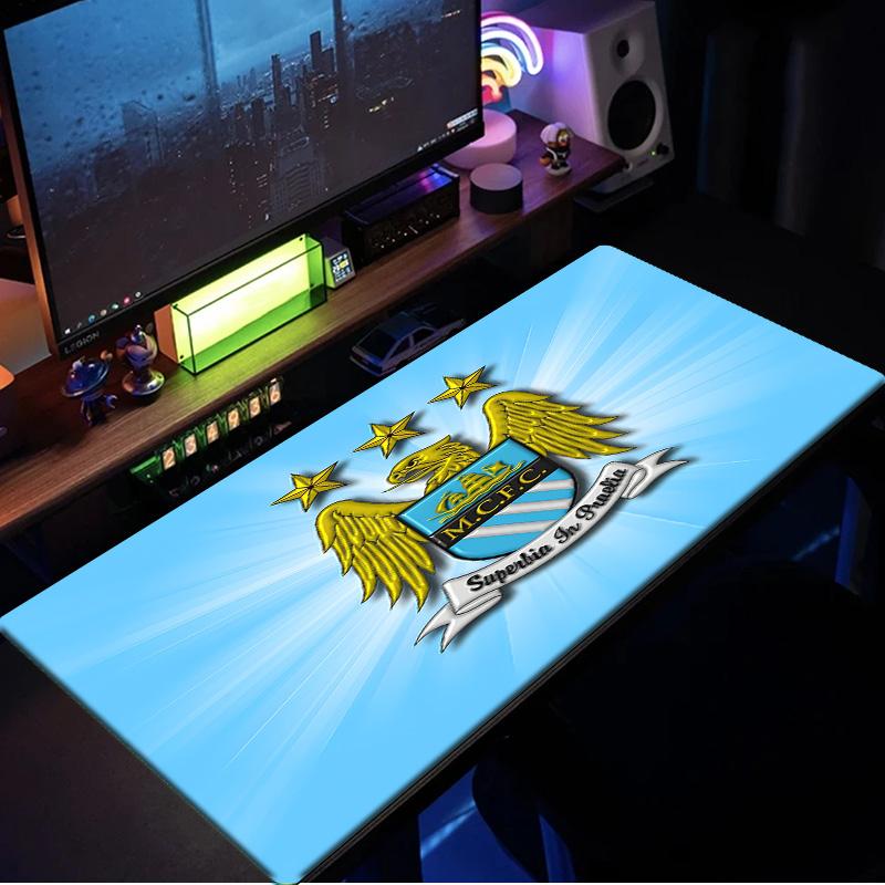 Tappetino per mouse con stemma del Manchester United, Base in gomma, Tappetino per mouse per giocatori e uso in ufficio, Scrivania da gioco, Tappetino facile da pulire Regali di Natale per tifosi