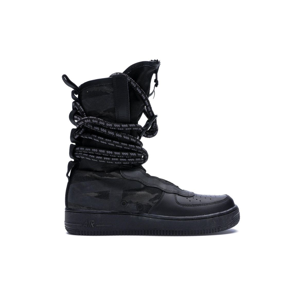 

Черные мужские кроссовки Nike SF Air Force 1 AA1128-002