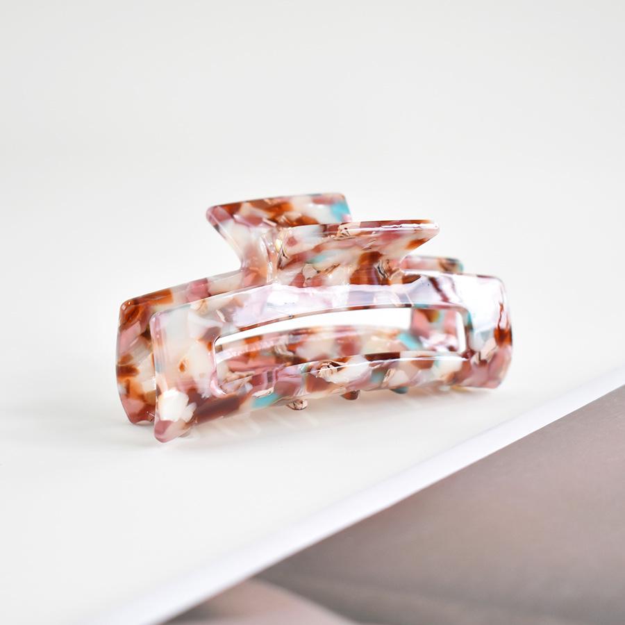 European & American Women’s Black & White Checkered Hair Clip - Large Acetate Acrylic Claw for Bun Hairstyles