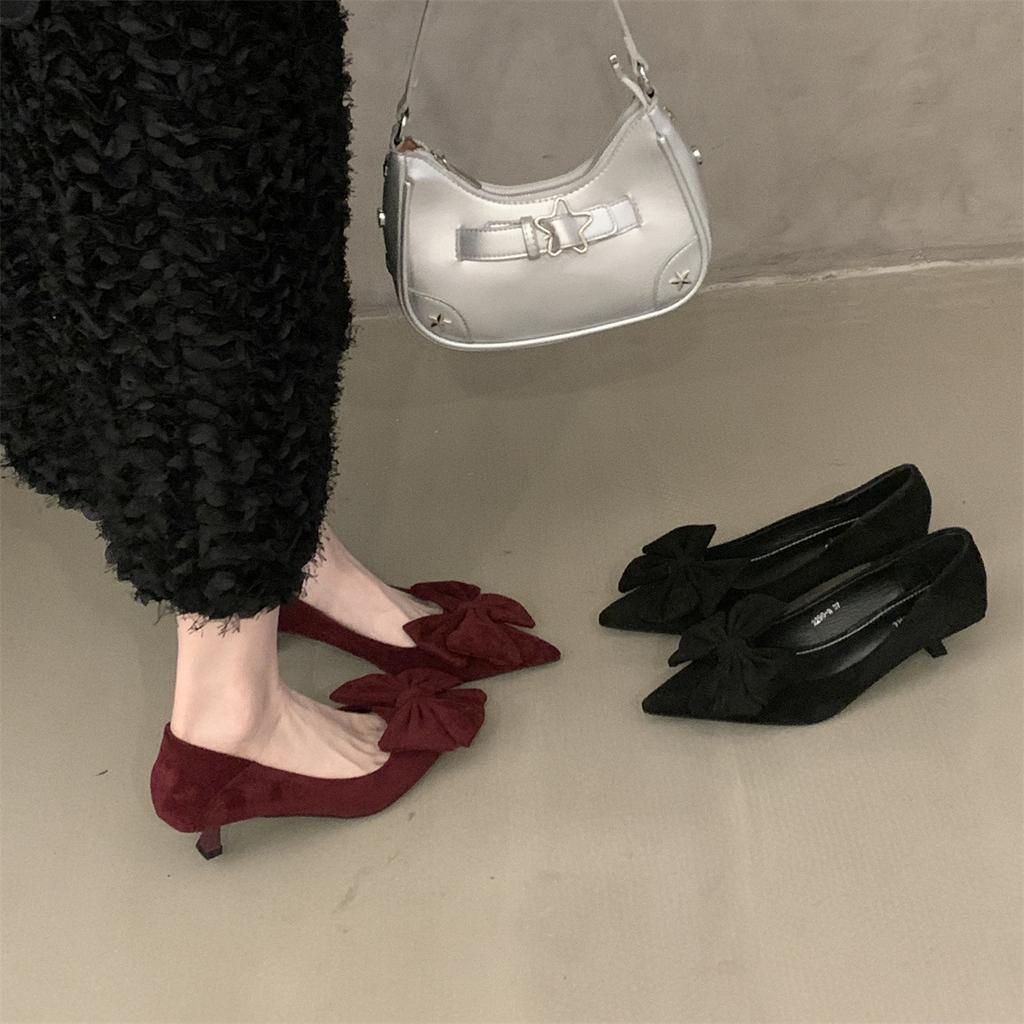 French Pointed Single Shoes Women's Shoes Spring and Autumn 2025 New Red Wedding Shoes Bow Light Mouth Thin Heel Suede Ladyshoes