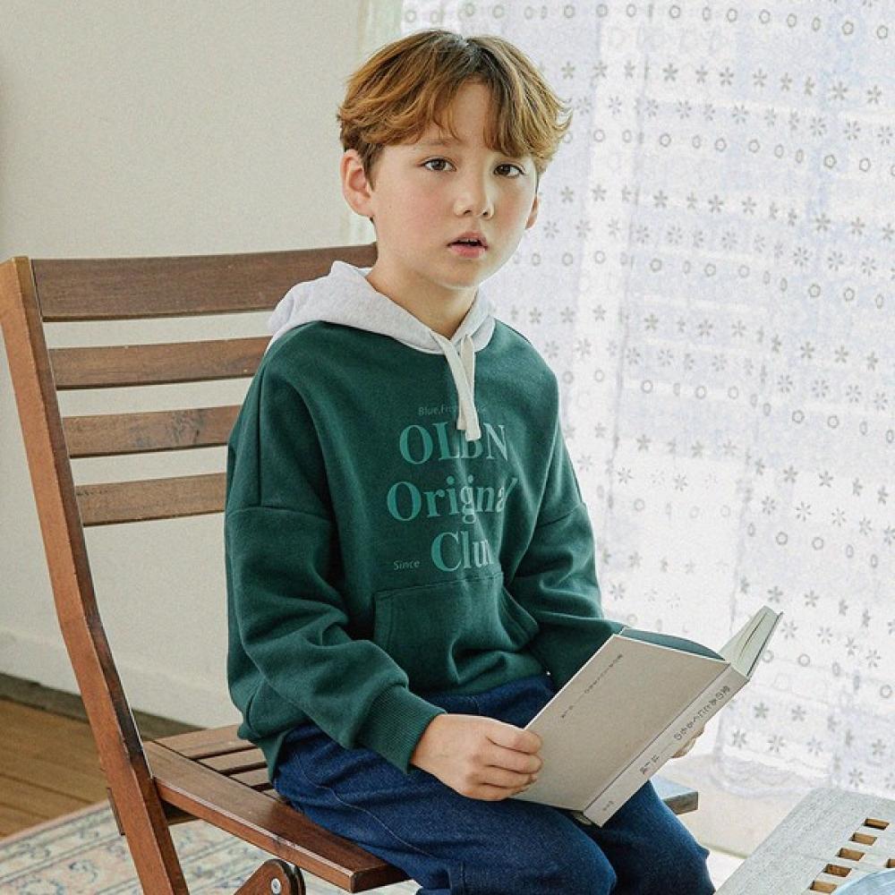 

Оливан Оверфит Толстовка с капюшоном и карманом-кенгуру Зеленый painted/110