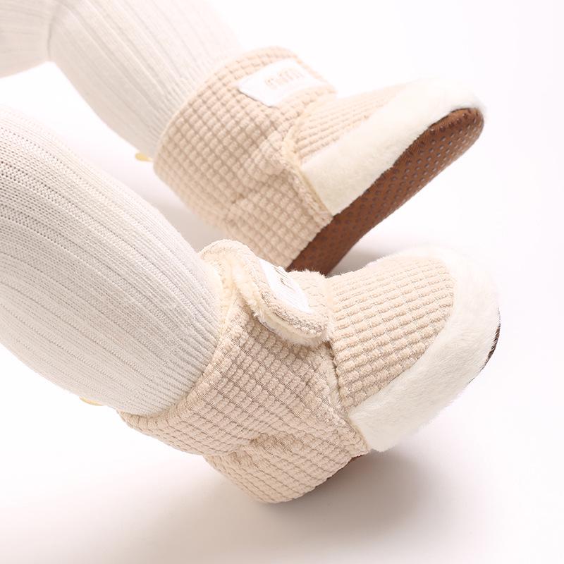 Unisex kojenecké bavlněné boty a ponožky proti pádu: Protiskluzné, sametem podšité, měkkosolové pre-walker pro zimu (0-1 rok)