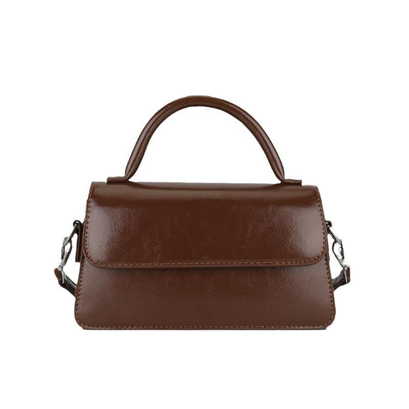 Women's Retro Textured Small Square Bag: Versatile, Fashionable, Simple, and Exquisite for Hand-Held, Shoulder, or Crossbody Use.