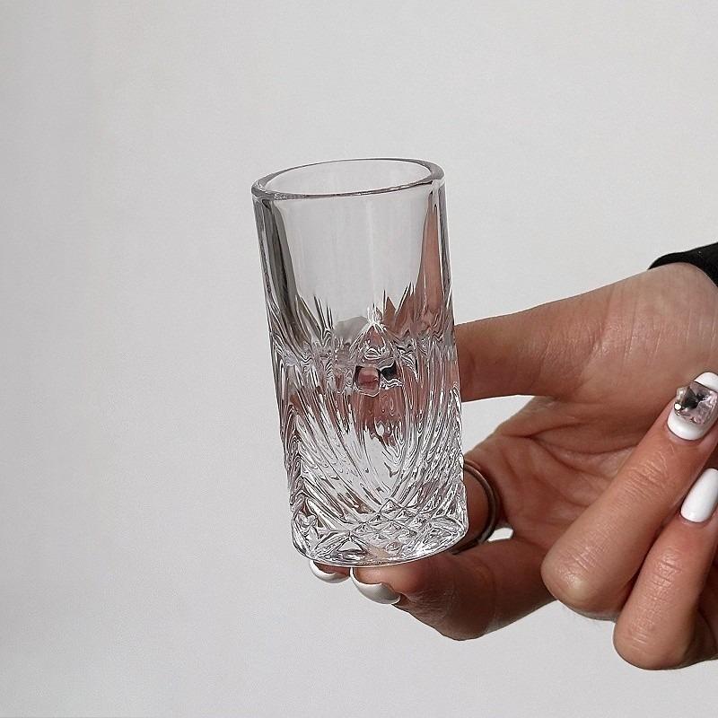 2pcs Sets 20ml Luxury Wine Glasses Thick Bottomed Wine Glass Elegant Cocktail Glass Party Creative Shot Glass Bar Accessories