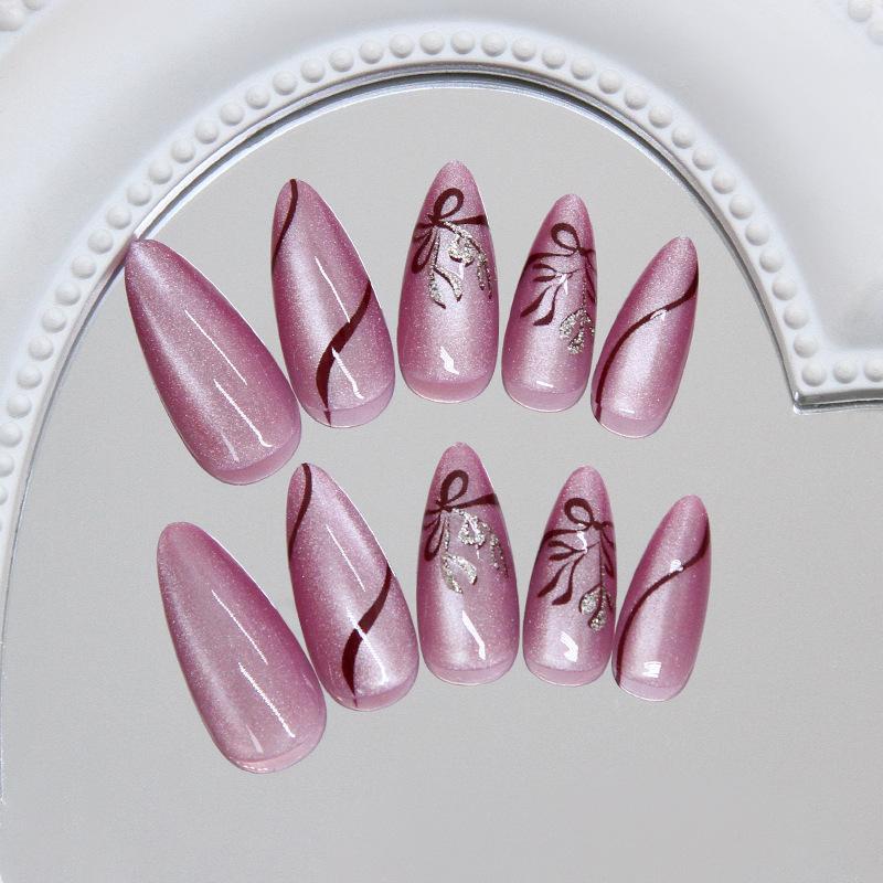 Sanfter violetter Glitzer-Bogen Katzenauge Ins-Stil abnehmbare Maniküre 24 Stück Press-On-Nägel