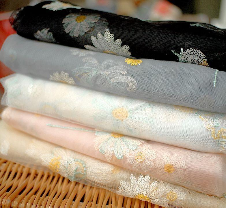 Sequin Small Daisy Mesh Fabric, Small Fresh Ins Wind Small Gauze Skirt Fabric, Soft Lace Mesh Fabric