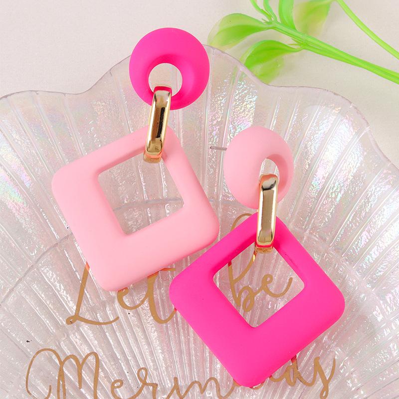 Colorful Hollow Square Earrings for Women Retro Daily Life Girl Simple Sweet Buckle Design Acrylic Earrings Party Wedding Jewelr