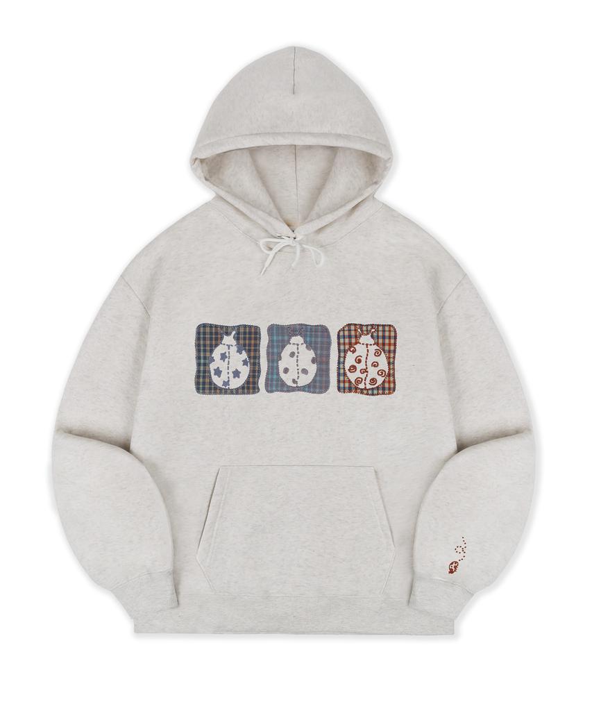 AMBLER A Ladybug On My Wrist Appliqué Embroidery Hoodie Ahp1310 (Oatmeal)