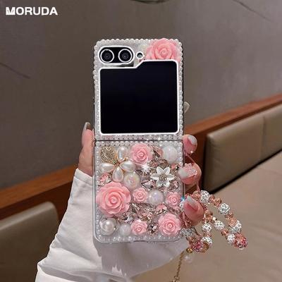 For Samsung Flip6 3D Flower Diamond Glitter Case for Samsung Galaxy Z Flip 6 4 3 Zflip Wrist Chain Shiny Pearl Cover