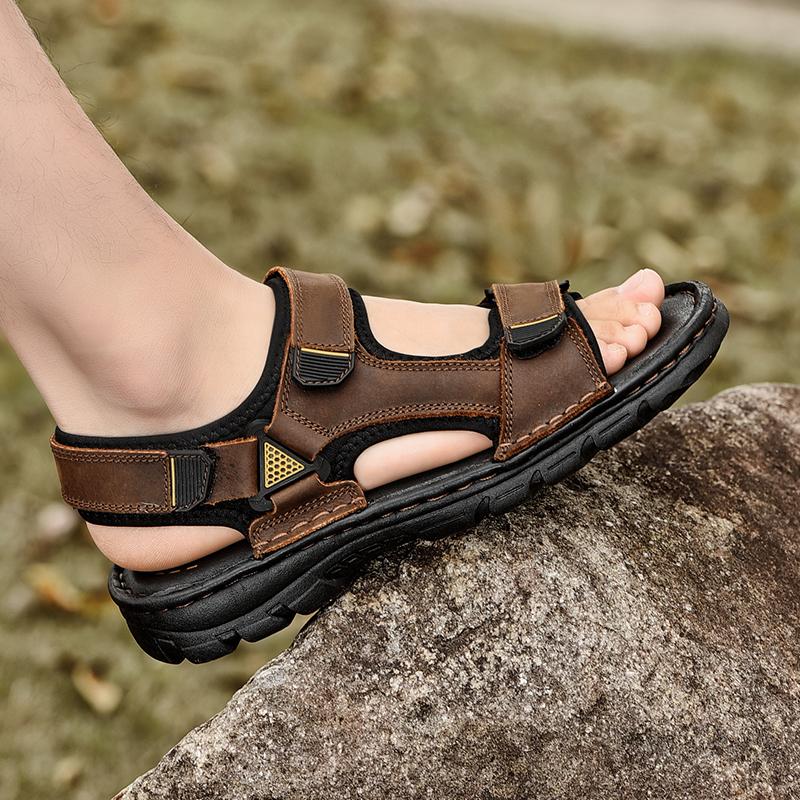 Summer New Men's Leather Sandals Lightweight and Comfortable Beach Shoes Retro Extra Large Outdoor Leisure Sports Sandals