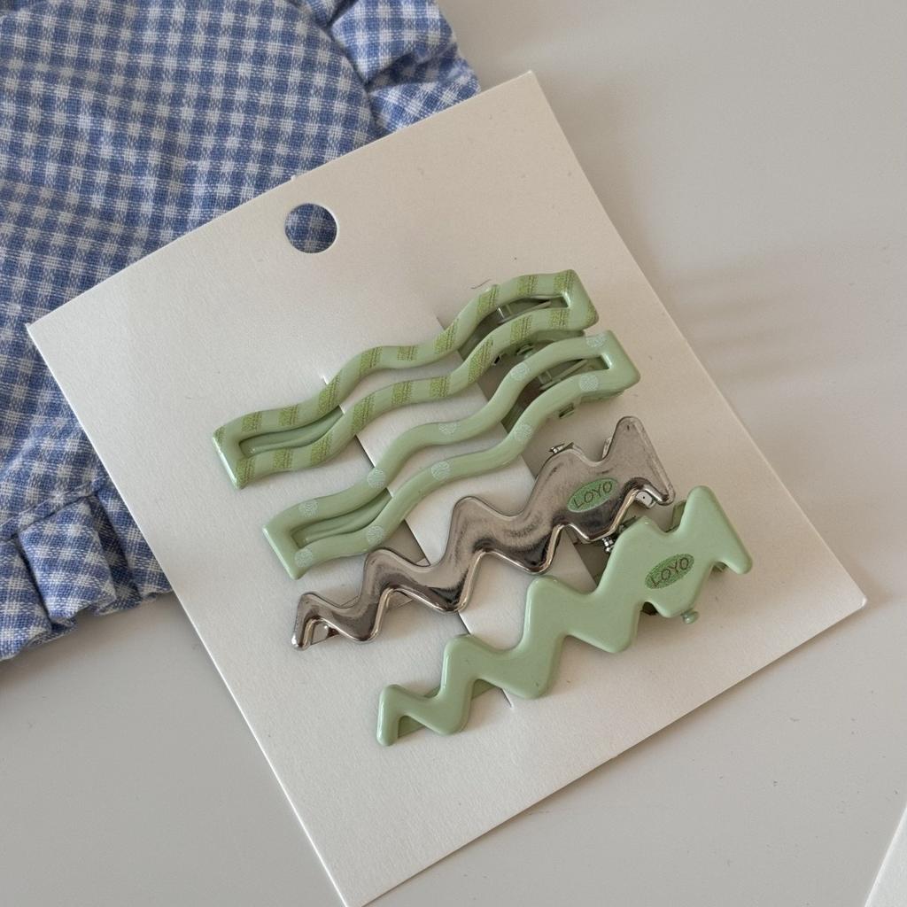 4Pcs/set Candy Color Metal Hair Clips Wavy Hair Edge Clips Beauty Makeup Hair Side Clips Bangs Duckbill Hairpins Accessories New