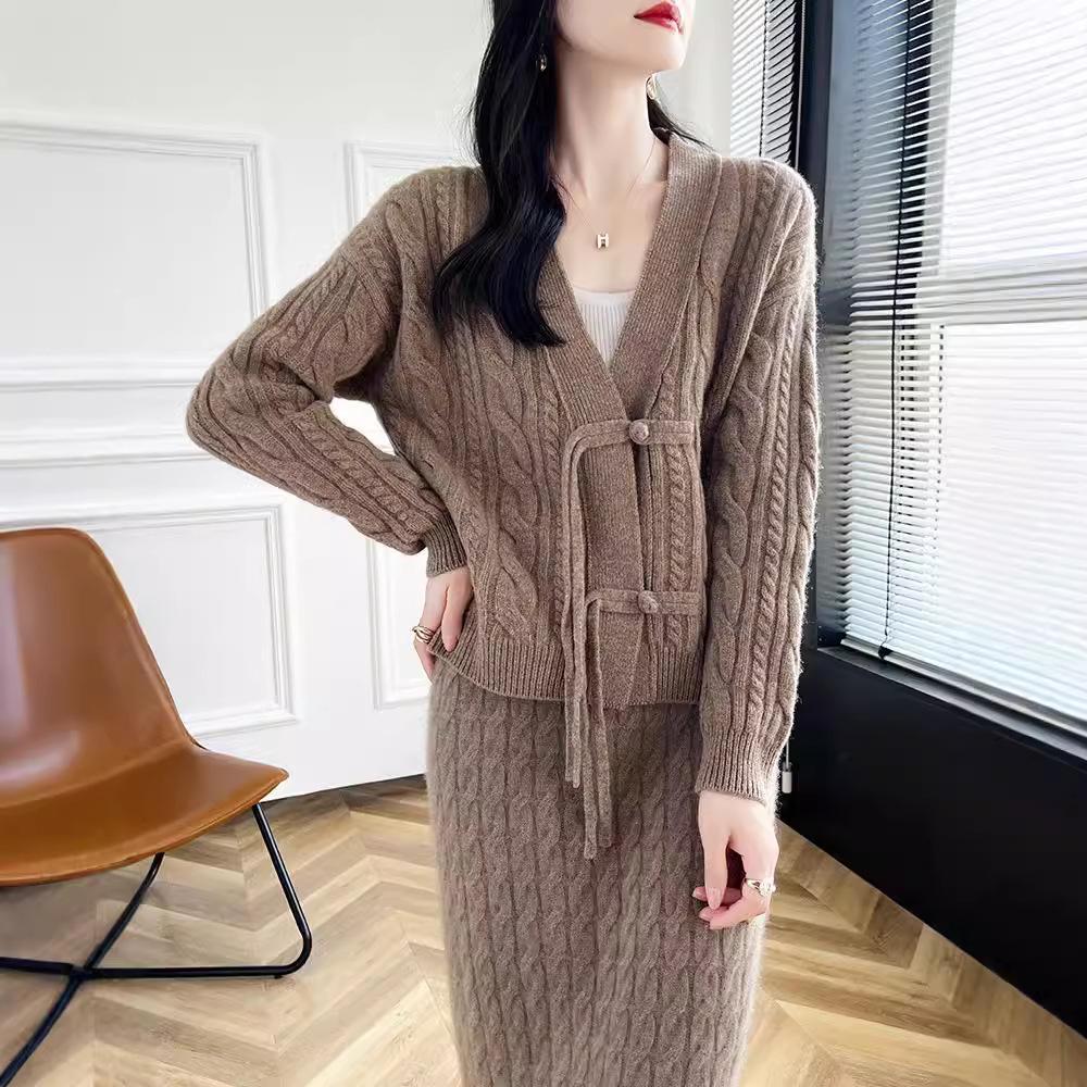 Autumn Women's V-neck Frog Button Wool Cardigan - Chinese Style Knitwear Jacket