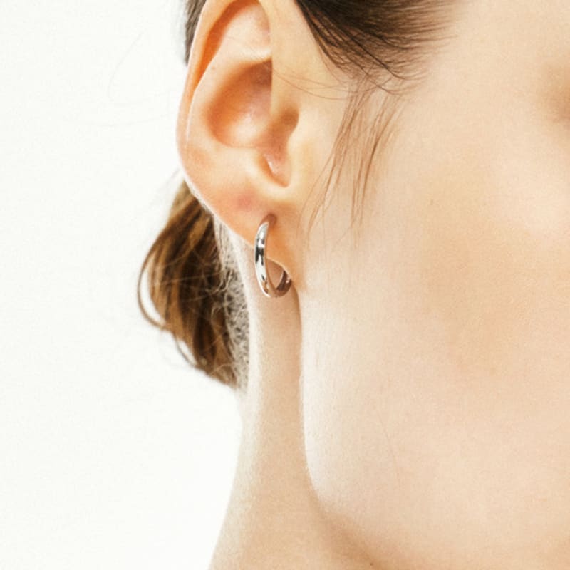 

LUNNE 14k Classic Flat One-Touch Ring Earrings (14k Gold) #LFE32 White gold (pair)