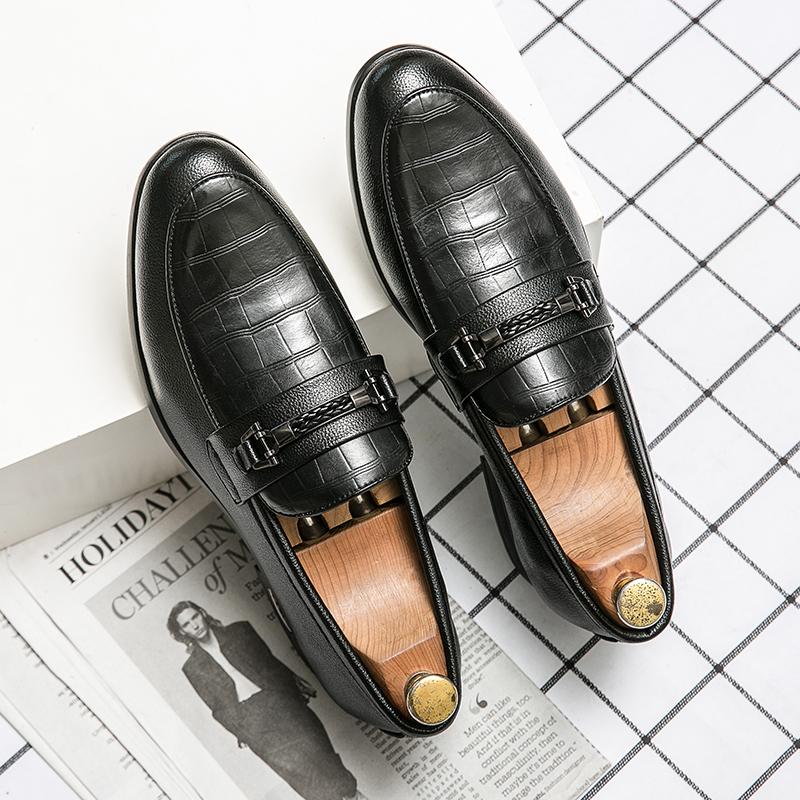 British Men'S Dress Shoes  High Quality Business Brogues Men Shoes Black Formal Leather Wedding Leather Shoes For Men