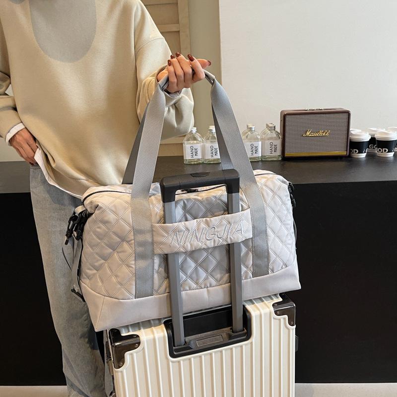 Rhombus Fitness Bag Portable Yoga Bag Women's Dry and Wet Separation Waterproof Large Capacity Luggage Bag Short-haul Travel Bag