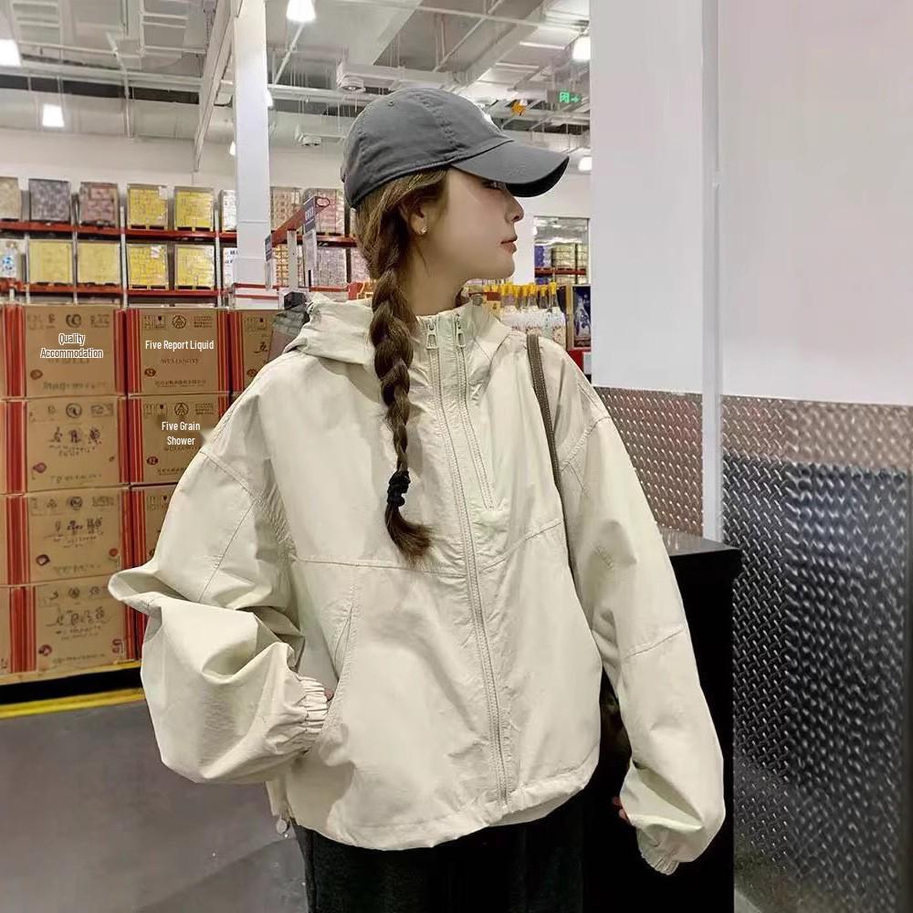 Women's Unique Hooded Windbreaker Jacket - Stylish and Loose Fit for Spring and Autumn 2025.