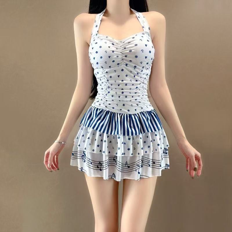 New Swimsuit Women's One-piece Small Fresh Polka Dot Skirt Conservative and Thin Pure Desire Wind Vacation Hot Spring Fashion Swimsuit