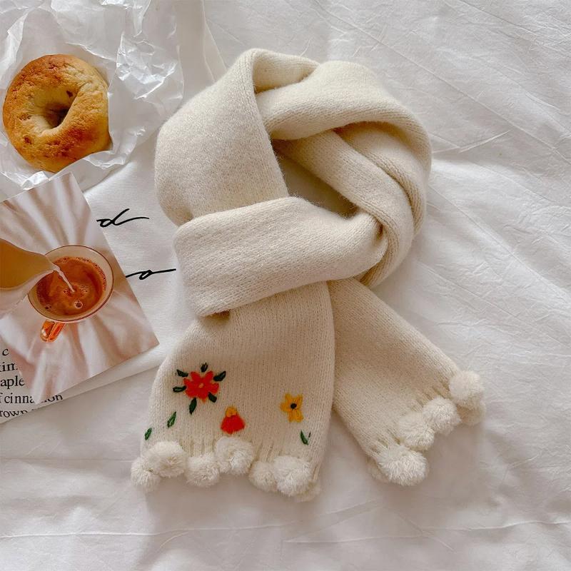 Fresh Color Cute Hook Flower Solid Color Knitted Scarf Women's Winter Warm Wool Scarf for Students