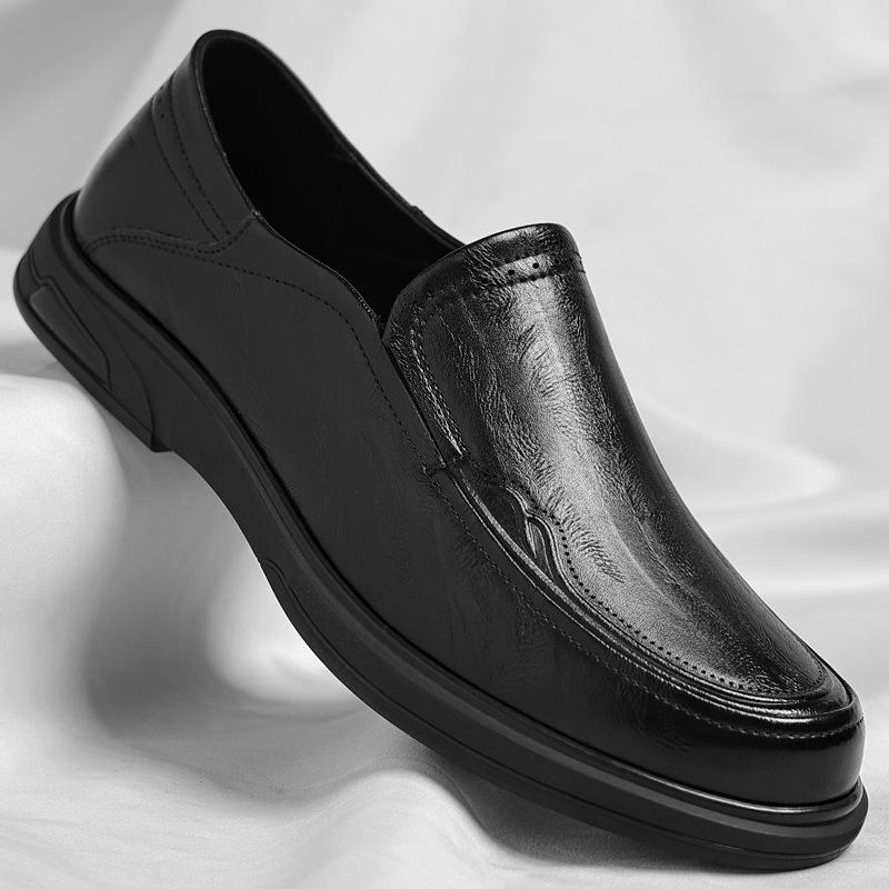 Wenzhou Leather Shoes Men's 2025 Spring New Casual Leather Shoes Lazy One Pedal Middle-aged Loafers Tide