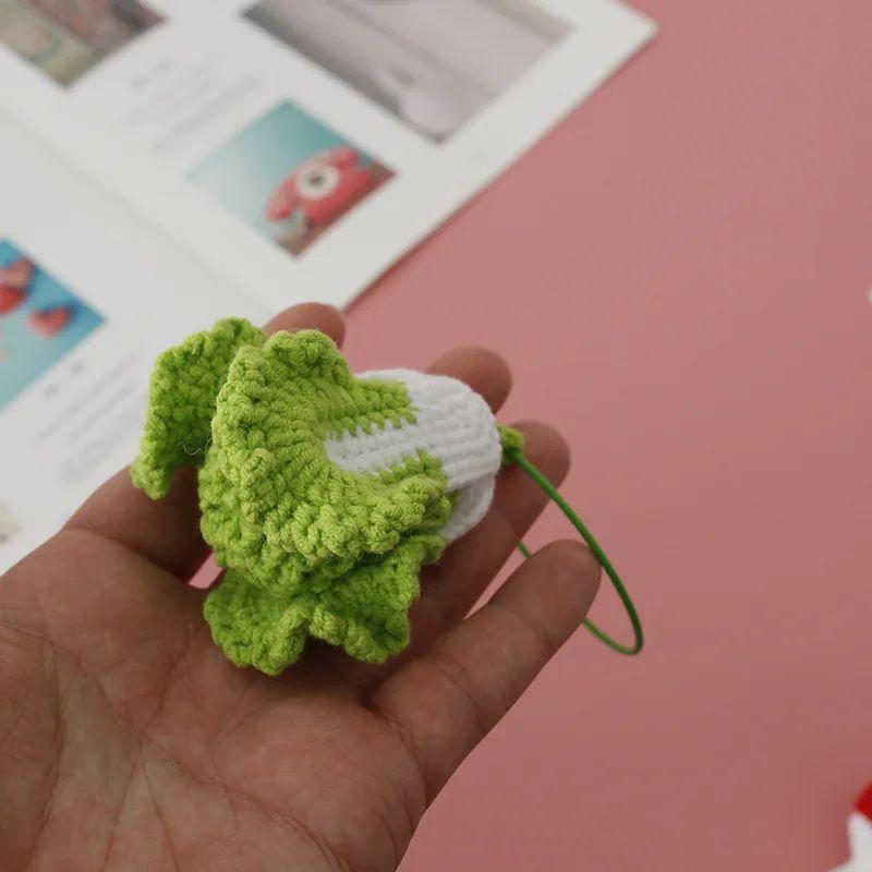Creative Crochet Keychains Funny Expression Vegetable Doll Keychains Knitting Handmaking Cute Keyrings Bag Pendant Accessories