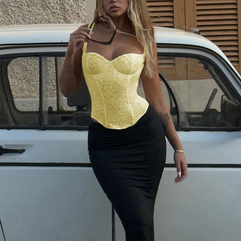 Korsetts, modische und elegante Damenbekleidung