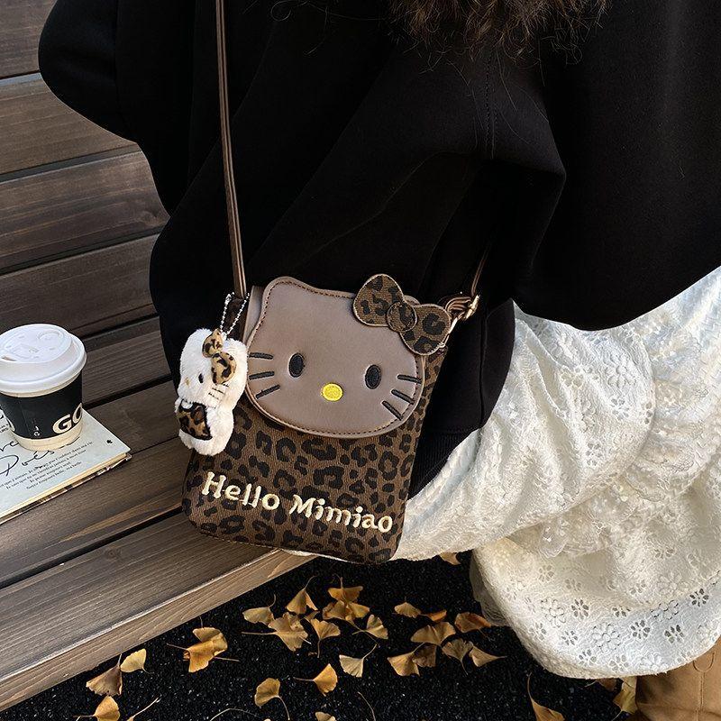 Hellokitty messenger bag women's bag  new niche design cute student party mobile phone bag mini bag