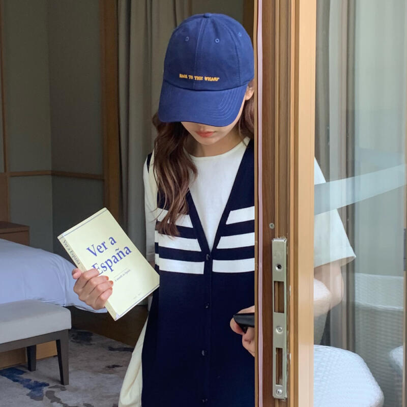 On the Moment Lettering Cotton Logo Ball Cap C3 Navy NAVY