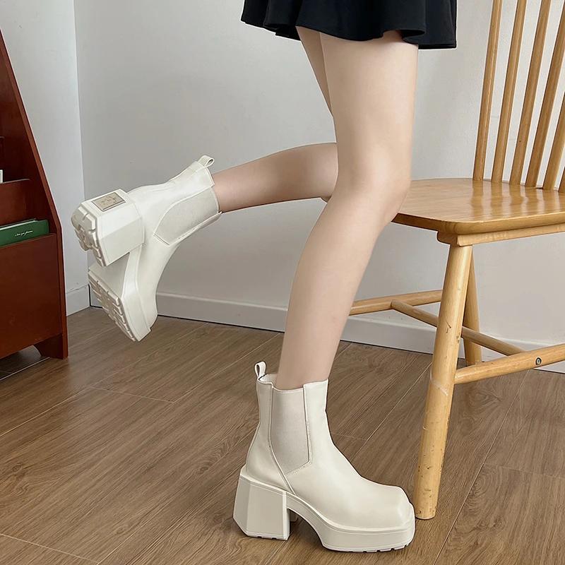 Fashion 2024 Platform Women Motorcycle Short Boots Fashion Slip On Shoes Autumn Winter Thick Heel Women's Ankle Booties