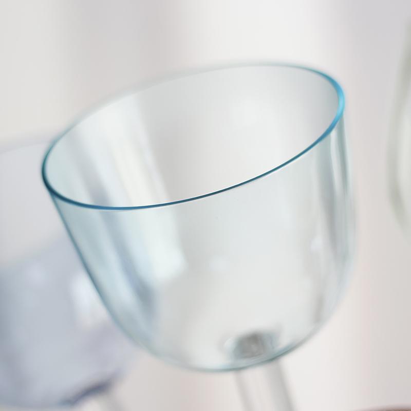 

Хрустальная чаша Духовное исцеление Медитация Аксессуары Духовная поющая чаша Медитация Звуковой лечебный инструмент Ударные инструменты 3.5in-C6